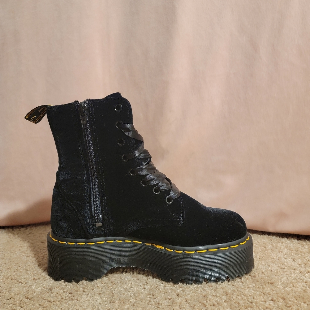 DO NOT PURCHASE Velvet Platform Jadon Dr. Martens